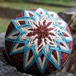 تيماري: كرات من الخيط تيماري: كرات من الخيط