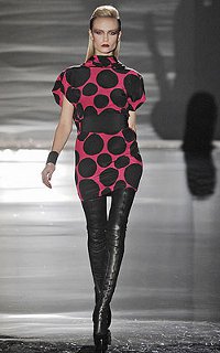 مع ما لارتداء الأحذية؟ مع ما لارتداء الأحذية؟