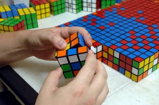 كيفية إضافة مكعب روبيك. وجمع مكعب 3X3 روبيك، ومخططات التجمع