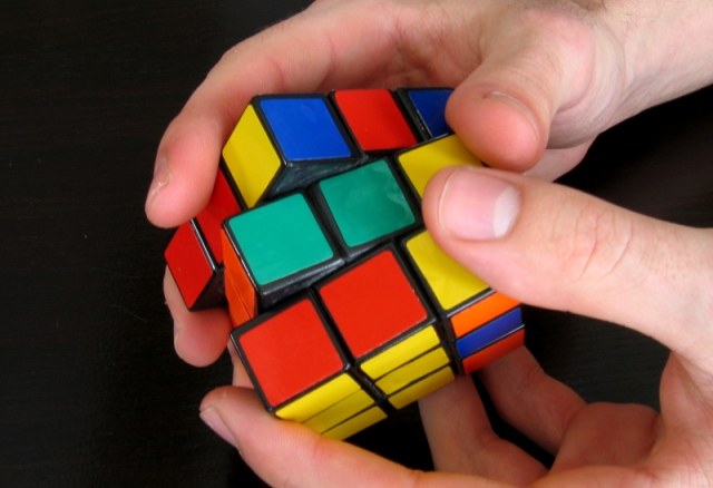كيفية إضافة مكعب روبيك. وجمع مكعب 3X3 روبيك، ومخططات التجمع