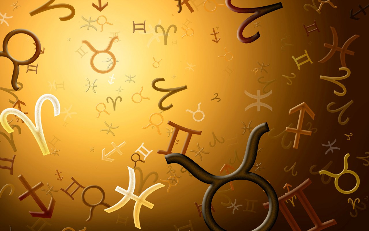 علامات مختلفة