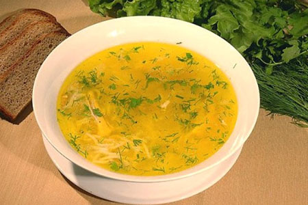 حساء الدجاج العطرة