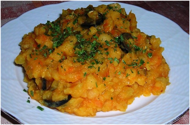طبق من عصيدة