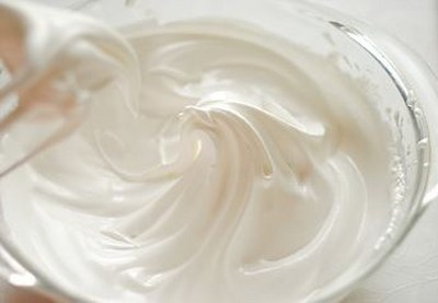 كيفية طهي ميرينغو، وصفة لذيذة مع صورة