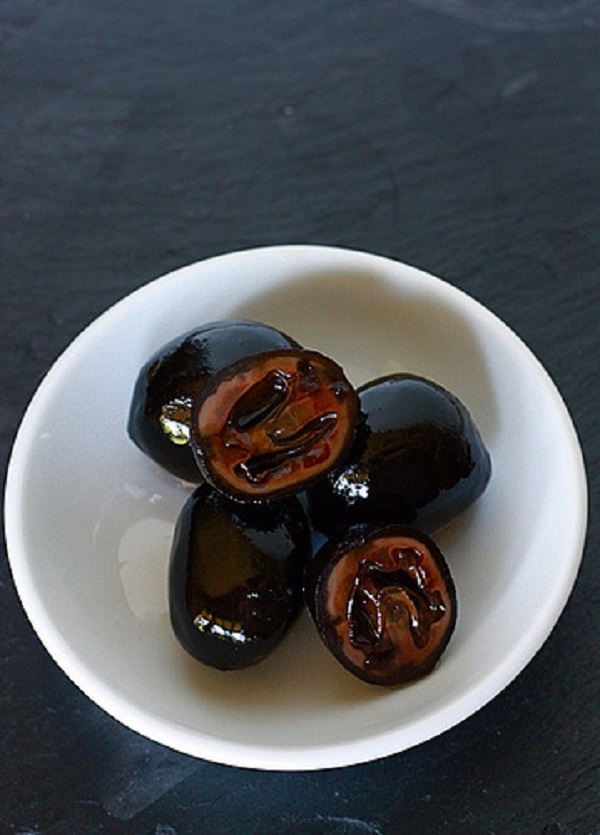 مربى من الجوز