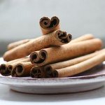 القرفة زيت أساسي القرفة زيت أساسي